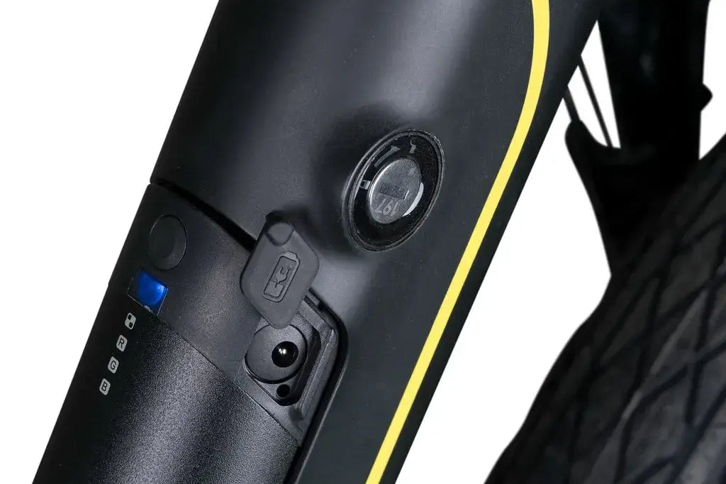 Akkufach des Jeep Mountain FAT E-Bike MHFR 7100, Detailansicht für einfaches Laden
