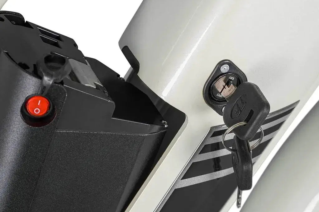 Detailansicht des Elektronikanschlusses des ROVER Cruise E-Bike CLR 707.