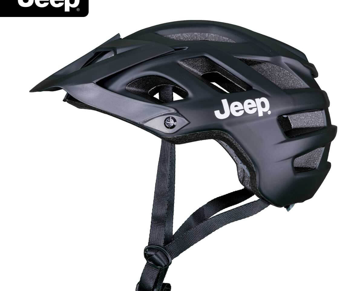 Jeep E-Bikes Helm Pro in Schwarz, Seitenansicht mit Belüftungsschlitzen