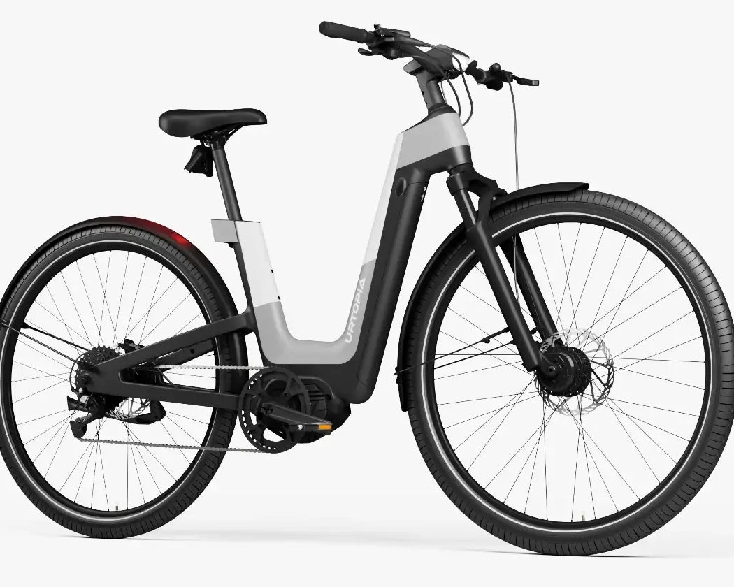 Urtopia Fusion E-SUV, Vorderansicht in Weiß, zeigt die geländetauglichen Eigenschaften und das moderne Design