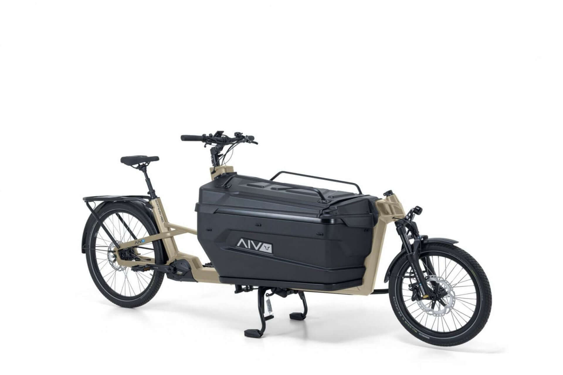 VIA Cargo E-Lastenrad in modernem Design, ideal für Transport und Freizeitaktivitäten.