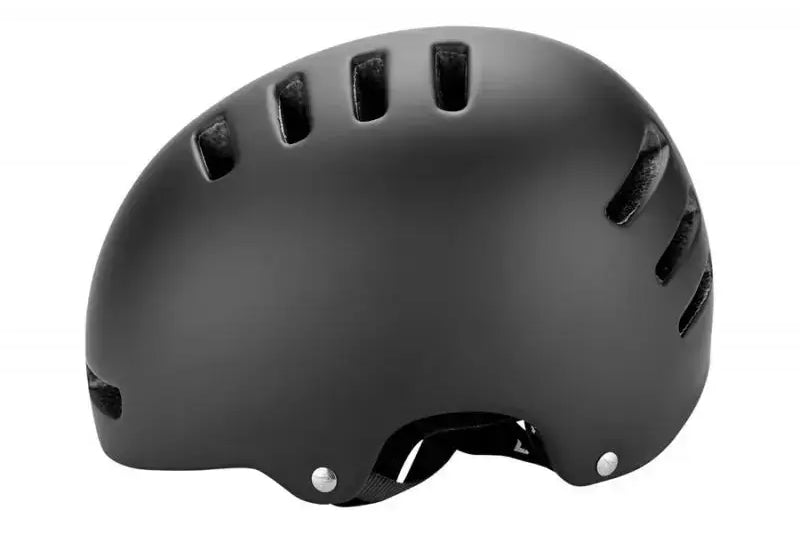 Lazer Armor 2.0 E-Bike Helm in Schwarz, schräg von vorne, mit seitlichen Belüftungsschlitzen