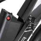 Detailansicht des Elektronikanschlusses des ROVER Cruise E-Bike CMR 700.