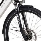 Nahaufnahme des Vorderrads am Saxxx Comfort Sport EASY mit Motor