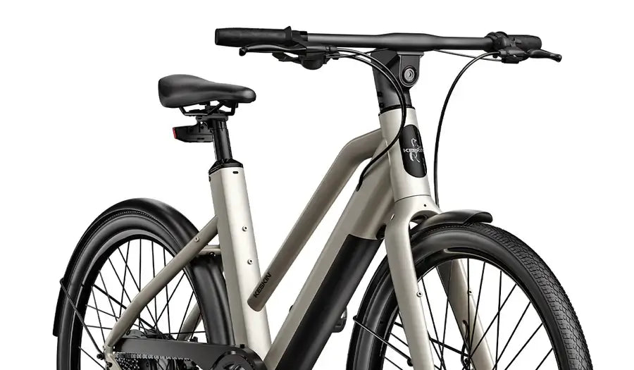 Nahaufnahme des Keskin E-Bike cBike 1V mit modernem Design und hochwertigen Komponenten. Ideal für urbanes Fahren.