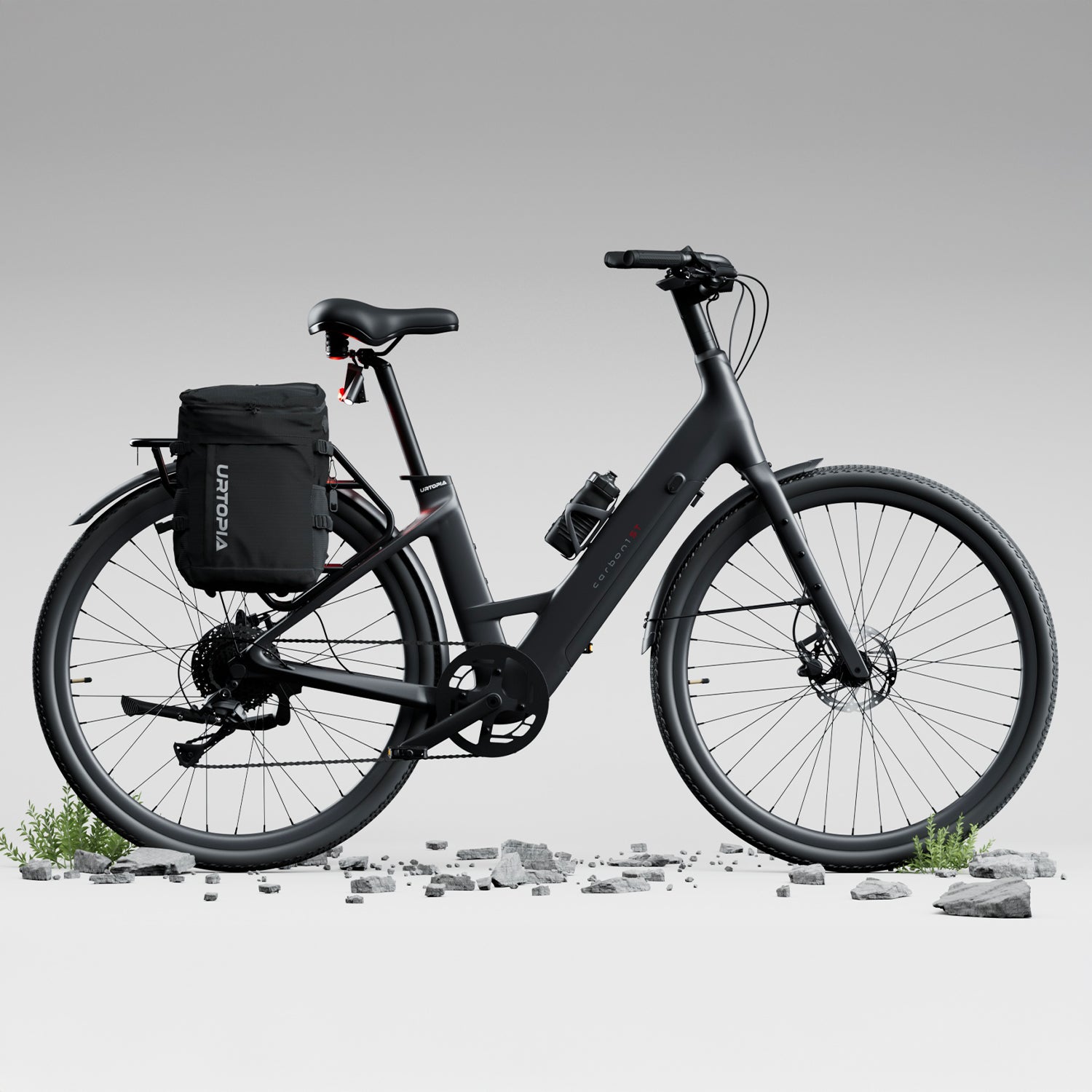 Urtopia Carbon 1 ST in Schwarz, Seitenansicht des leichten Carbon-E-Bikes mit Tiefeinstieg